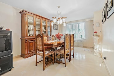 61-11 69th Place unit 1, Flushing, NY 11379 - photo 4