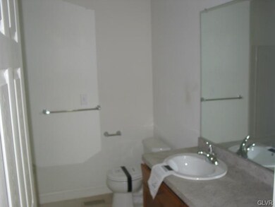 1808 Merlot Dr unit A, Easton, PA 18045 - photo 6