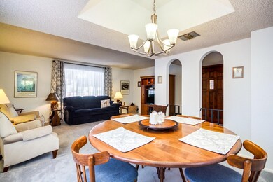 dining/living room
