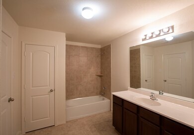 10819 Hillside Creek Dr, Humble, TX 77396 - photo 5