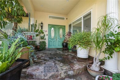 18760 Wells Dr, Tarzana, CA 91356 - photo 5