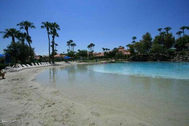 1831 E Monarch Bay Dr, Gilbert, AZ 85234 - photo 4