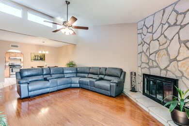 LivingRoom2