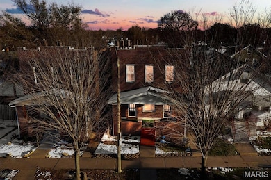 5714 Morganford Rd, Saint Louis, MO 63116 - photo 2