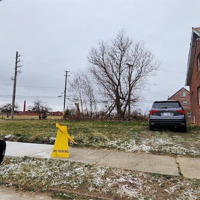 13401 Justine St, HamtraMcK, MI 48212 - photo 3