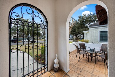 1618 Colquitt St, Houston, TX 77006 - photo 5