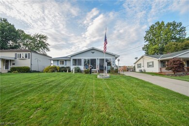 View of front facade with a front lawn