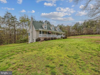 120 Melody Ln, Berkeley Springs, WV 25411 - photo 2