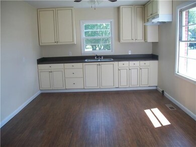 KITCHEN AND DINNING RM COMBO, NEW FLOORING
