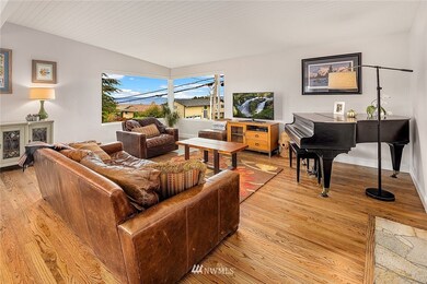 810 Walnut St, Edmonds, WA 98020 - photo 4