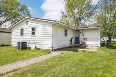 1410 W South St, Bluffton, IN 46714 - photo 7