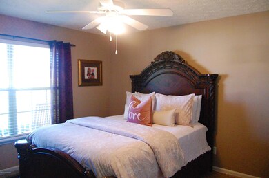 335 Holly Marie Dr, Mount Washington, KY 40047 - photo 7