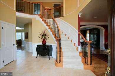 43292 Valiant Dr, Chantilly, VA 20152 - photo 2