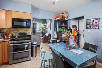 532 Lincoln St, Union City, NJ 07087 - photo 5