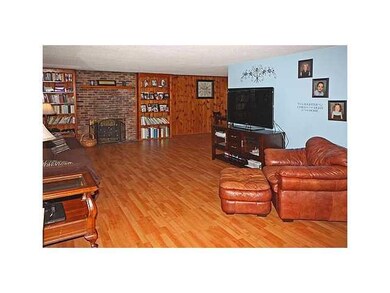 Living Room. Extra Large Living room (prior to kno