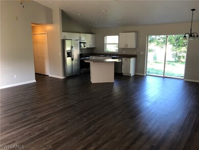 219 Manasota St, Fort Myers, FL 33913 - photo 6