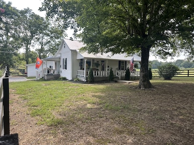 381 Busby Rd, Loretto, TN 38469 - photo 3