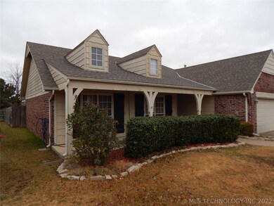 1009 W 120th St S, Jenks, OK 74037 - photo 2