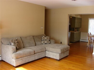 3125 Shrewsbury Rd, Allentown, PA 18104 - photo 4
