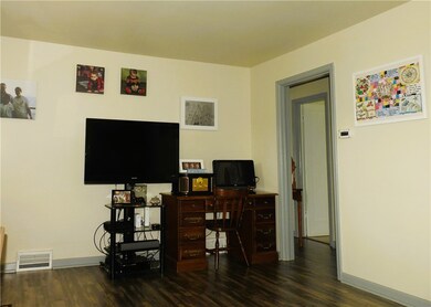 1253 Ohio Ave, Midland, PA 15059 - photo 3