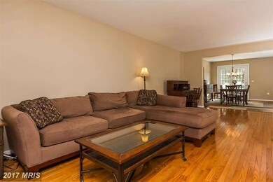 11905 Thurloe Dr, Lutherville Timonium, MD 21093 - photo 4