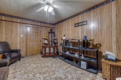 311 4th St, Delhi, LA 71232 - photo 5