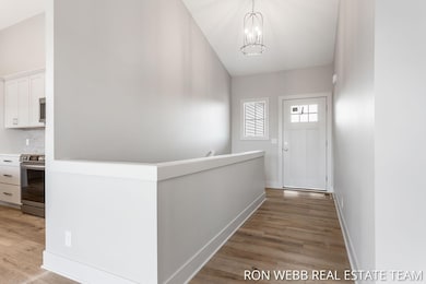 28-web-or-mls-9573-fields-dr