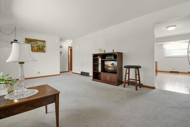 1285 Bernhard Rd, Columbus, OH 43227 - photo 7