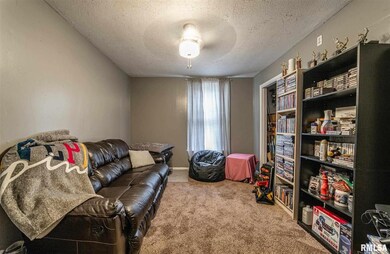 107 7th St, Lincoln, IL 62656 - photo 7