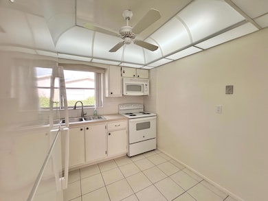 2556 Dudley Dr E unit D, West Palm Beach, FL 33415 - photo 4
