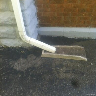 Left side drivewway