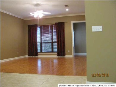 Den, new laminate floor