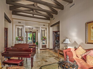 007_Living Room