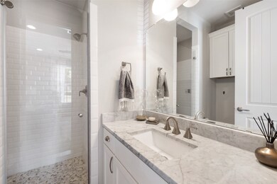 4005 Beacon Fisher Dr, Houston, TX 77018 - photo 4