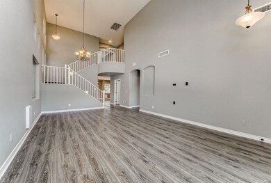 106-FrontRoom_2