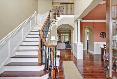 2405 Sandy Point foyer entrance