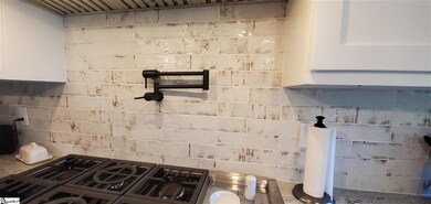 907 Pelham Rd, Greenville, SC 29615 - photo 4