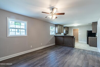 151 Garrison Rd-6