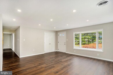 744 Mearns Rd, Warminster, PA 18974 - photo 4