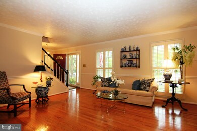 13414 Sand Rock Ct, Chantilly, VA 20151 - photo 4