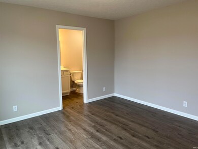 435 Mallard Cir, Chandler, IN 47610 - photo 5