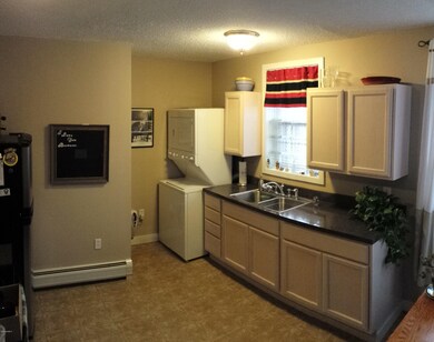 388 Ashland St unit 4, North Adams, MA 01247 - photo 5