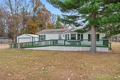 636 N Park St, Grantsburg, WI 54840 - photo 4