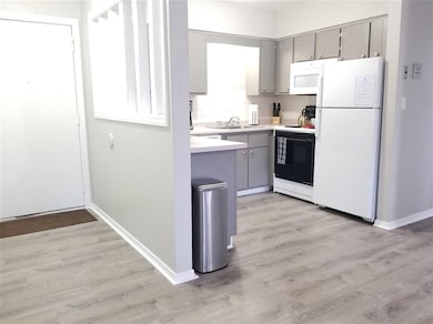 20 Mercury Dr unit B, Londonderry, NH 03053 - photo 7