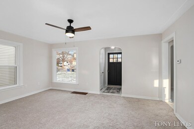 1012 Dorroll St NE, Grand Rapids, MI 49505 - photo 2