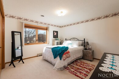 2635 Gateway Ave-7