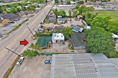 Huge Metal Workshops about 35x27-1,000 SQ FT with High Ceilings that have 2 Large Garages with Deep Bays & Office Area! Second Metal Workshop about 24x24- 6000 SQ FT With High Ceilings for storage needs! 2 Buildings that could be completed for Efficiency Homes or great for Storage! That's not all! The First Building is an Office/Home and a Large Second Home included! More!