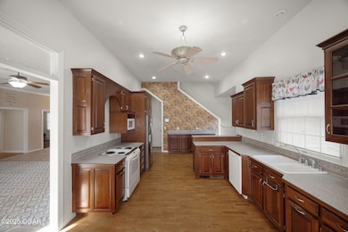 5478 E 14th St, Joplin, MO 64801 - photo 6