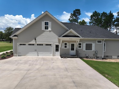 4 Garage and Mud Entry