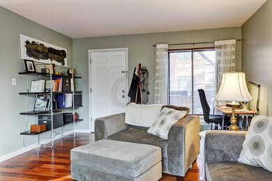 Living Area/ Entry